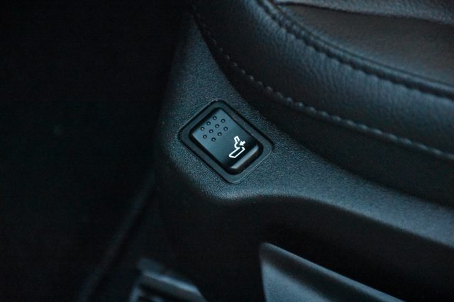 JEEP Compass usata, con Park Distance Control