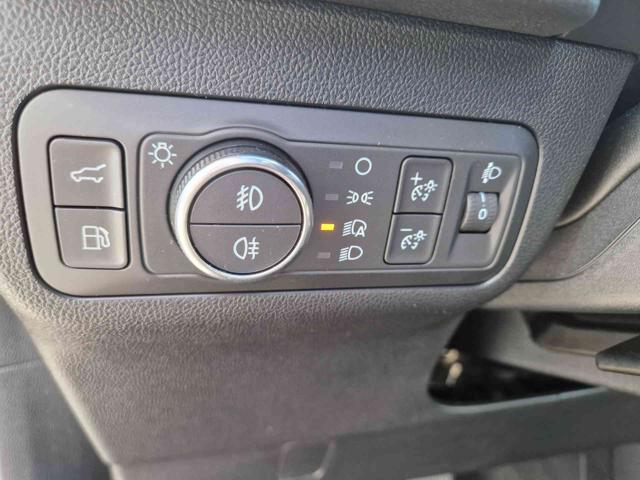 FORD Kuga usata, con Touch screen