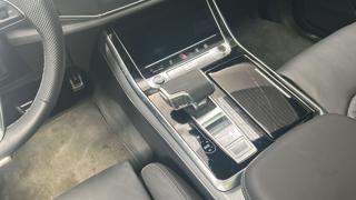 AUDI Q8 usata, con Park Distance Control