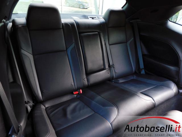 DODGE Challenger usata, con Touch screen