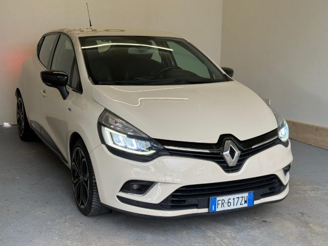 RENAULT Clio usata, con Airbag