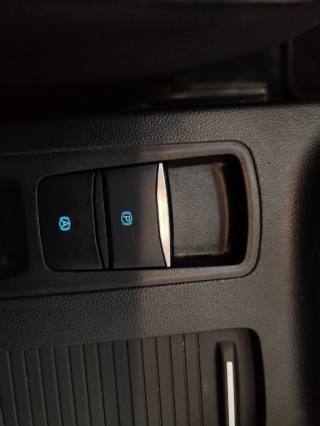 FORD Focus usata, con Autoradio digitale