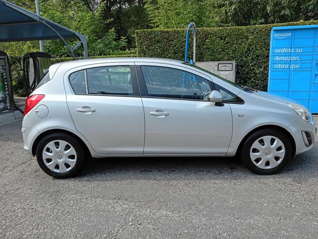 OPEL Corsa usata, con Autoradio