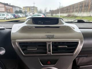 TOYOTA iQ usata, con Servosterzo