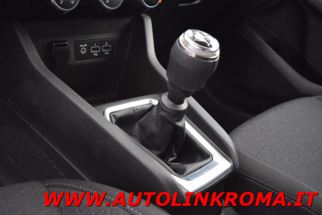 RENAULT Clio usata, con Autoradio
