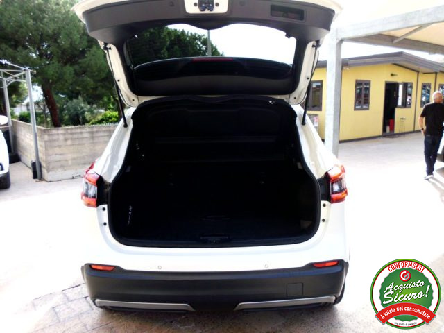 NISSAN Qashqai usata, con Luci diurne