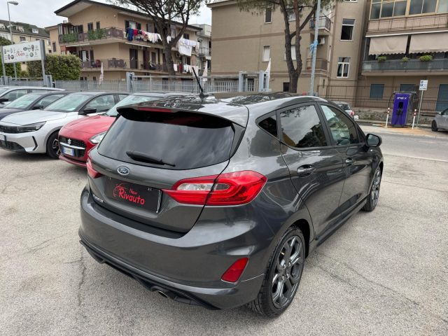 FORD Fiesta usata, con Controllo automatico clima