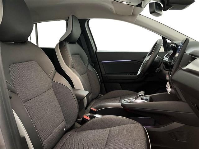 RENAULT Captur usata, con Volante in pelle