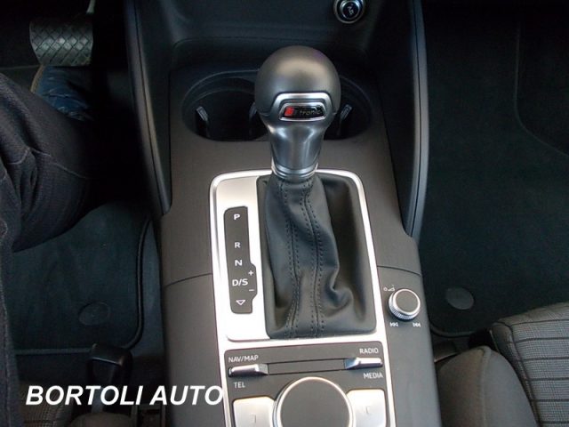 AUDI A3 usata, con Autoradio