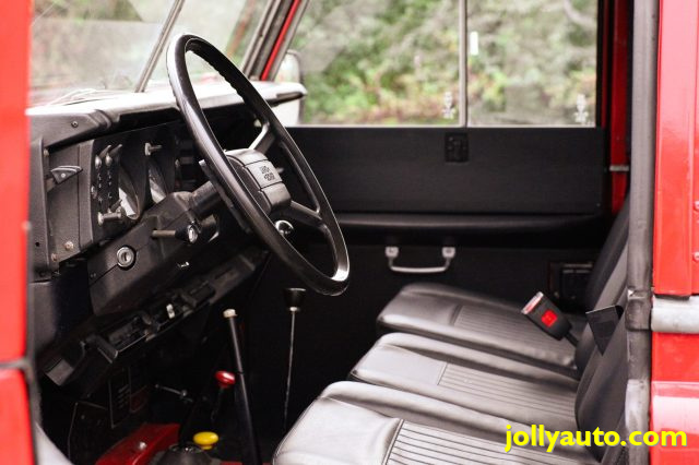 LAND ROVER Defender usata 106