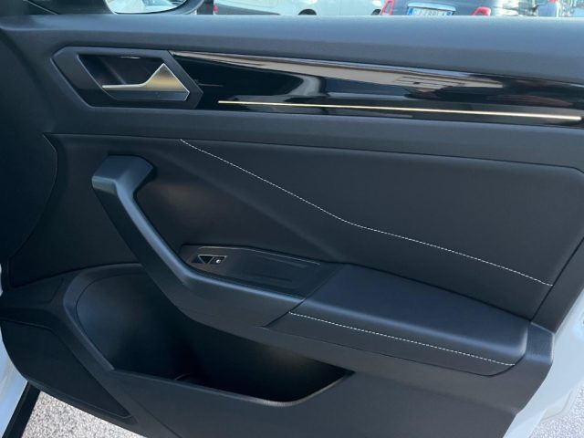 VOLKSWAGEN T-Roc usata, con Controllo trazione
