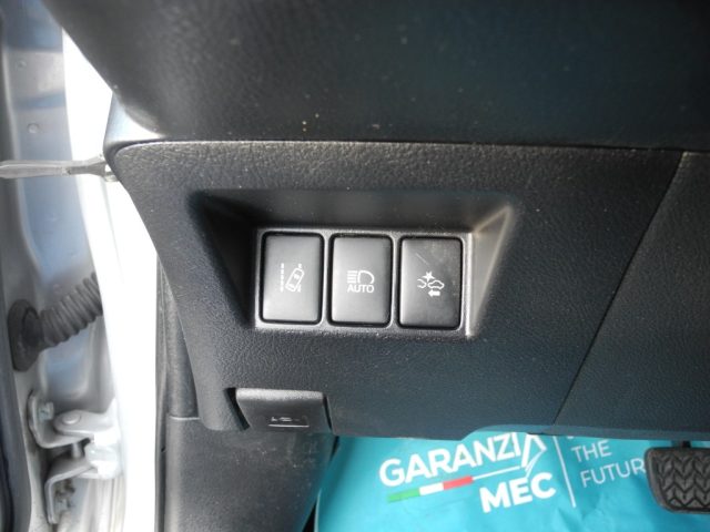 TOYOTA Yaris usata, con Fendinebbia