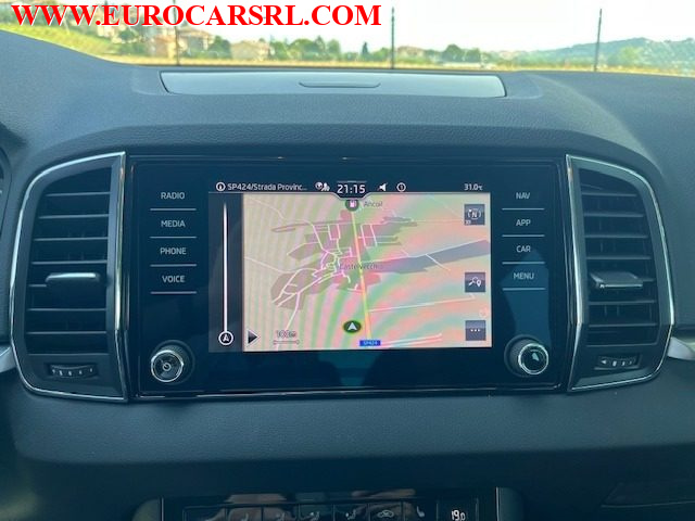 SKODA Karoq usata, con Bracciolo