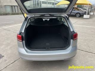 VOLKSWAGEN Passat Variant usata, con Cerchi in lega
