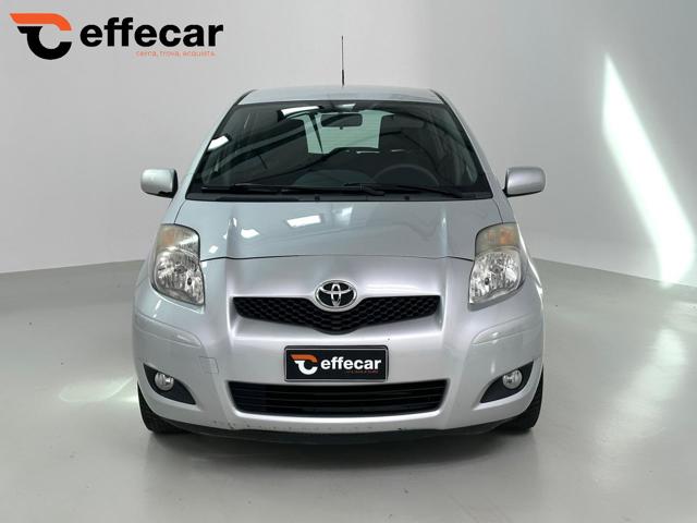 TOYOTA Yaris usata, con Airbag