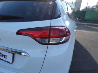 RENAULT Scenic usata, con Autoradio digitale