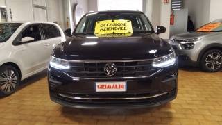 VOLKSWAGEN Tiguan usata, con Airbag