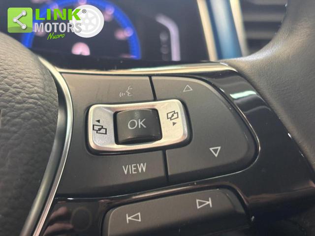 VOLKSWAGEN T-Roc usata, con USB