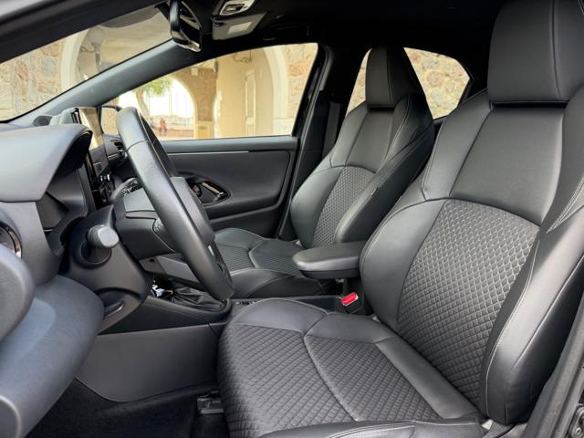 TOYOTA Yaris usata, con Cruise Control