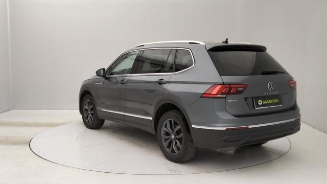 VOLKSWAGEN Tiguan Allspace usata, con Airbag laterali