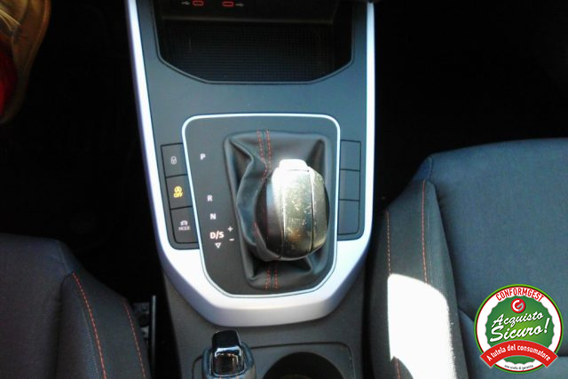 SEAT Arona usata, con Volante in pelle