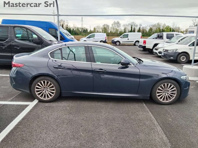ALFA ROMEO Giulia usata, con Autoradio