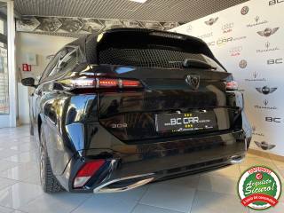 PEUGEOT 308 usata, con Sensori di parcheggio anteriori