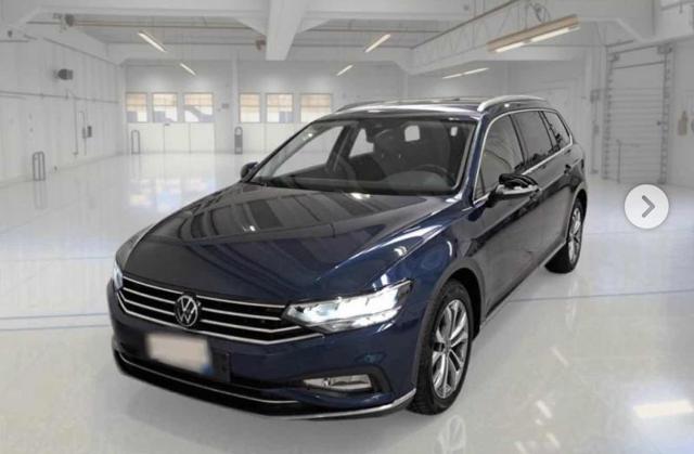 VOLKSWAGEN Passat Variant usata, con ABS