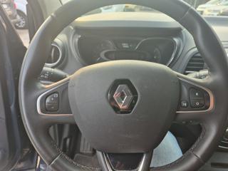 RENAULT Captur usata, con Autoradio