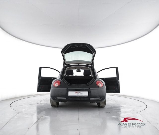 VOLKSWAGEN New Beetle usata 6