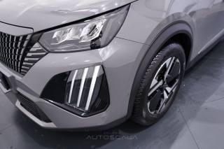PEUGEOT 2008 usata, con Sensori di parcheggio posteriori