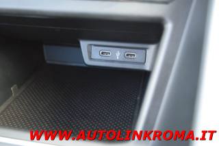 VOLKSWAGEN Taigo usata, con Vivavoce