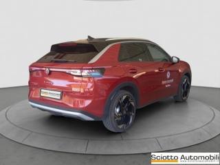 VOLKSWAGEN T-Roc usata, con Autoradio