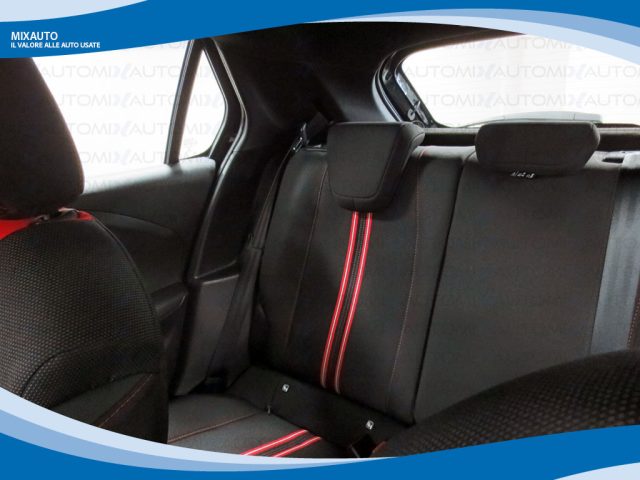 OPEL Corsa usata, con Controllo trazione