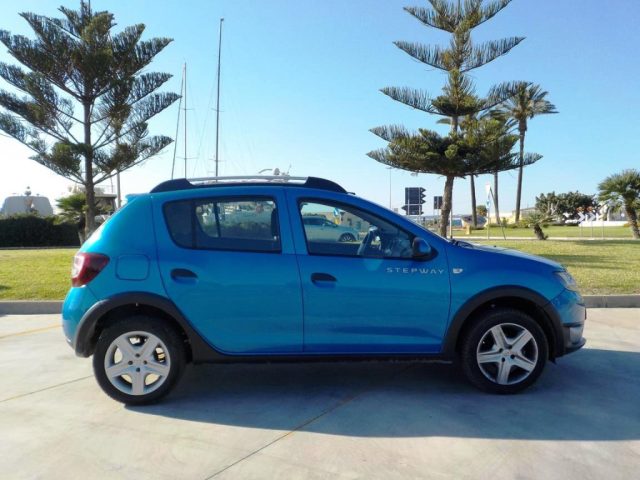 DACIA Sandero usata, con Airbag Passeggero