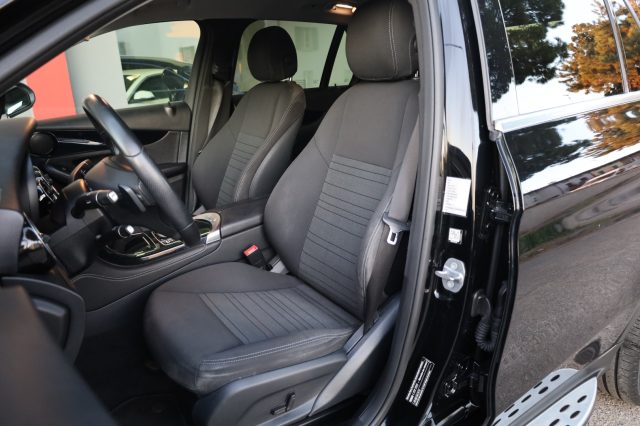 MERCEDES-BENZ GLC 220 usata 51