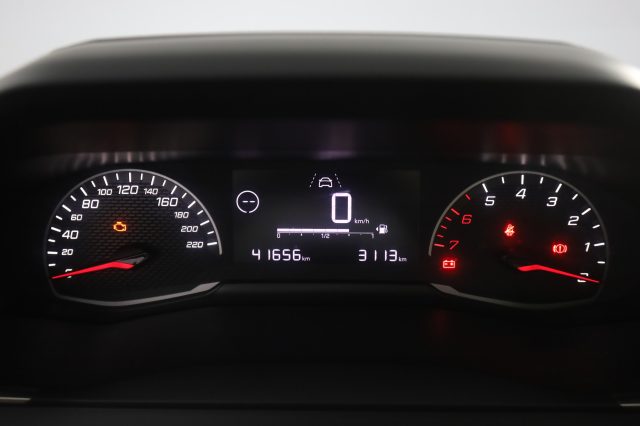 PEUGEOT 208 usata 6