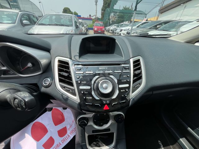 FORD Fiesta usata, con ESP