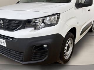 PEUGEOT Partner usata, con Sensori di parcheggio posteriori