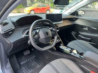 PEUGEOT 208 usata, con Boardcomputer