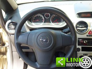 OPEL Corsa usata, con Chiusura centralizzata