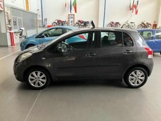 TOYOTA Yaris usata, con Airbag