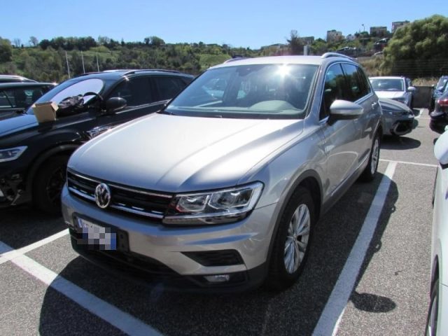 VOLKSWAGEN Tiguan usata, con Airbag Passeggero