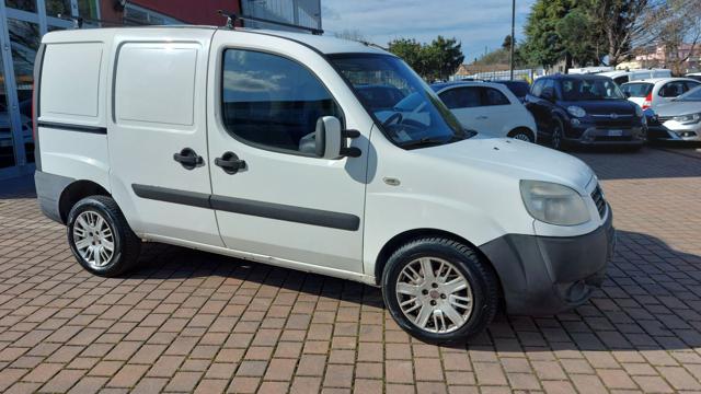 FIAT Doblo usata, con Alzacristalli elettrici