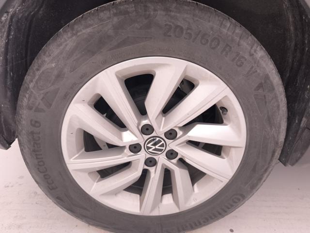 VOLKSWAGEN T-Cross usata, con Sedile posteriore sdoppiato