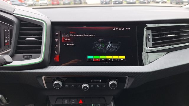 AUDI A1 usata, con Autoradio digitale