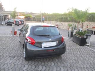 PEUGEOT 208 usata, con Alzacristalli elettrici