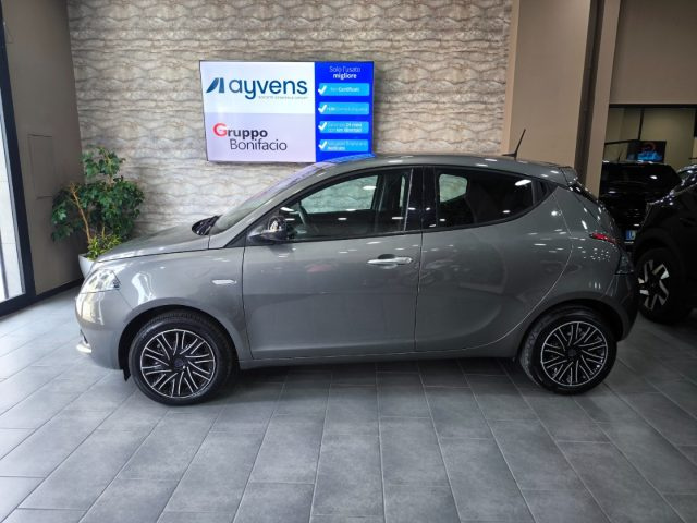 LANCIA Ypsilon usata, con Controllo trazione