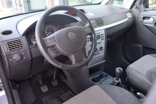 OPEL Meriva usata, con Chiusura centralizzata telecomandata