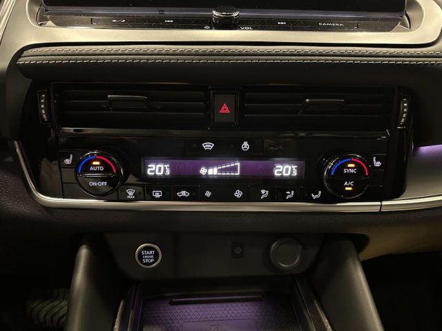 NISSAN Qashqai usata, con Luci diurne LED